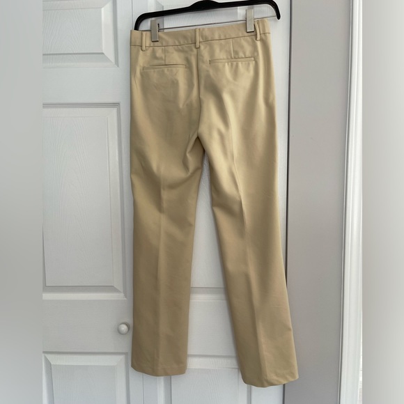 Casual pants. - Picture 2 of 4